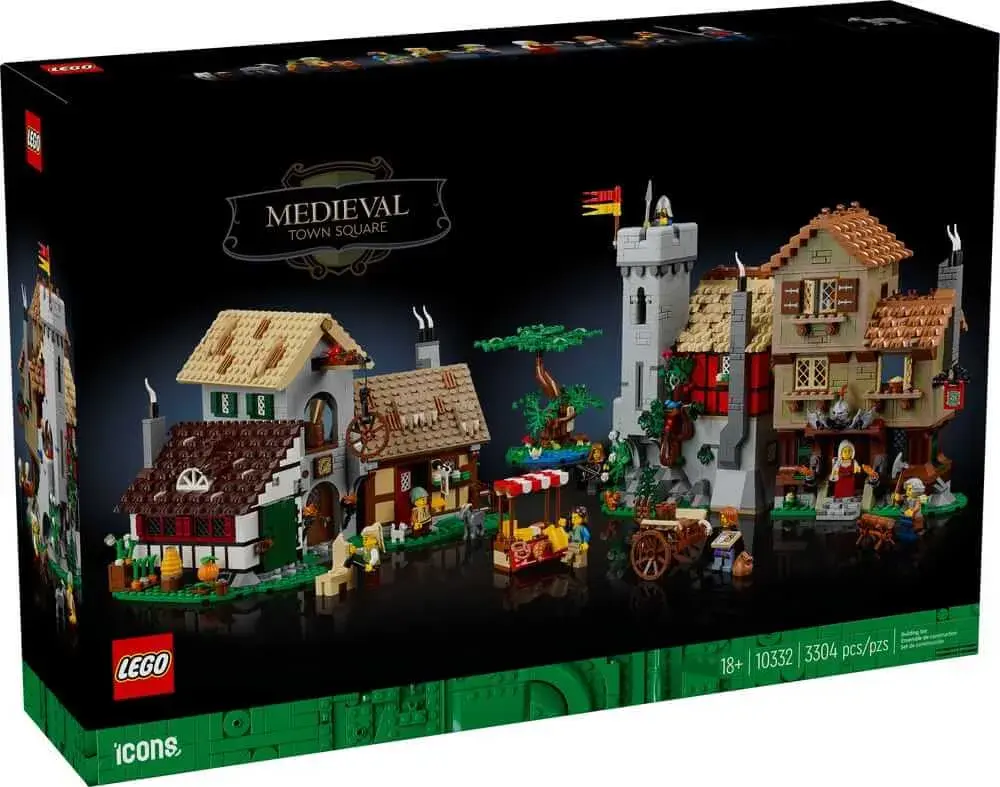 LEGO Icons 10332 Medieval Town Square box front