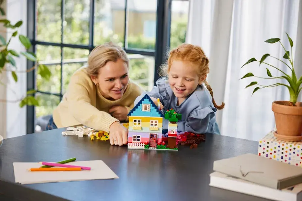 LEGO Classic 11035 Creative Houses details