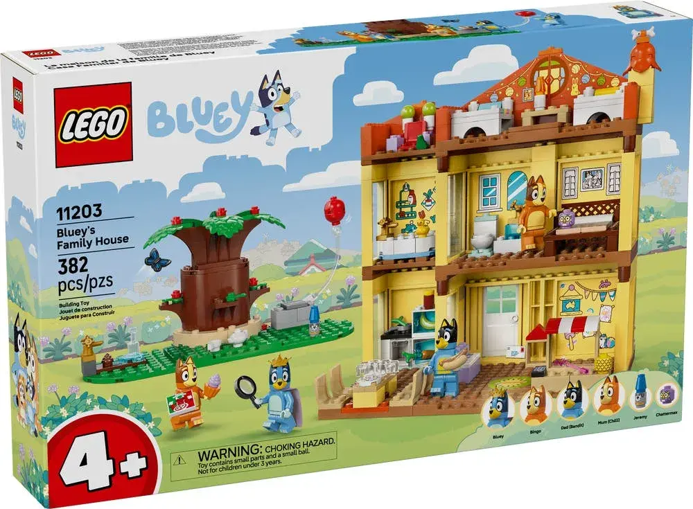 LEGO Bluey 11203 Bluey's Family House box front