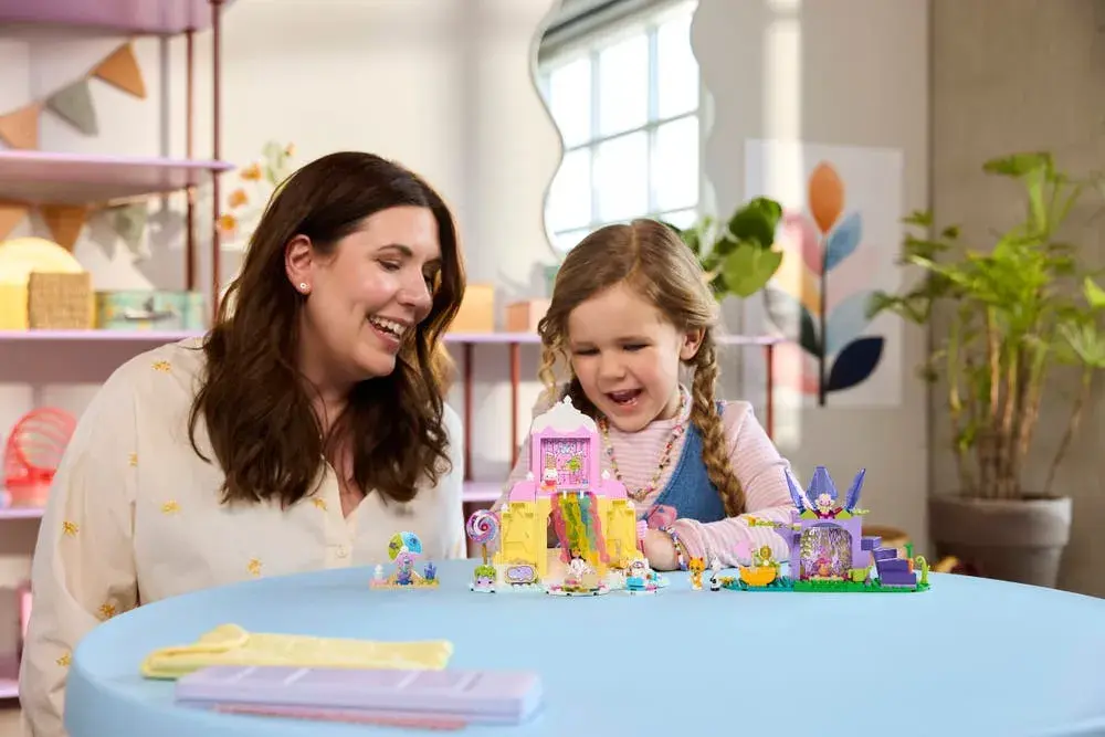 LEGO Gabby's Dollhouse 11205 Sweet Treat Mountain & Kitty Garden details