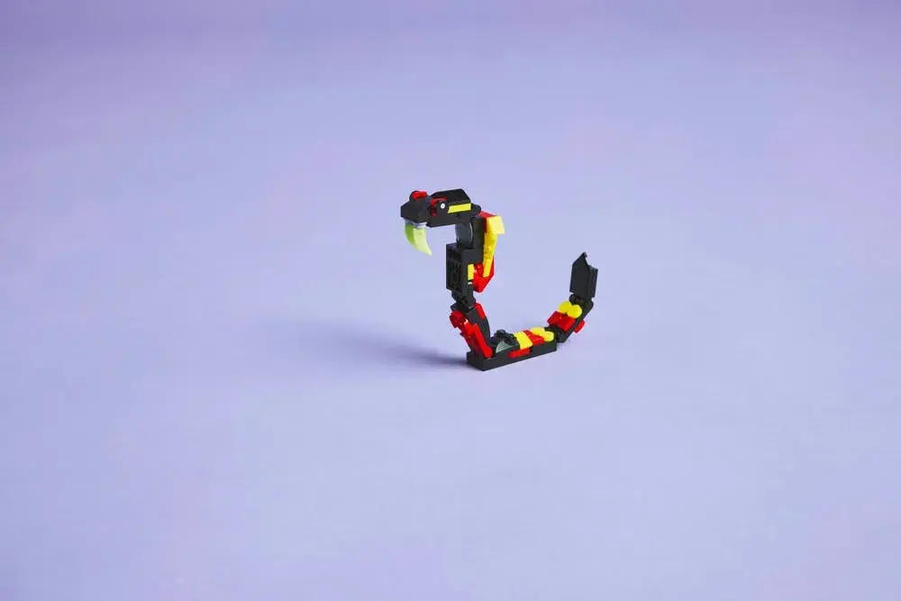 LEGO Creator 31159 Wild Animals: Surprising Spider details