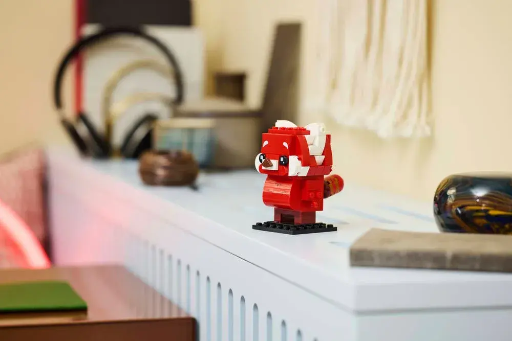 LEGO BrickHeadz 40798 Red Panda Mei details