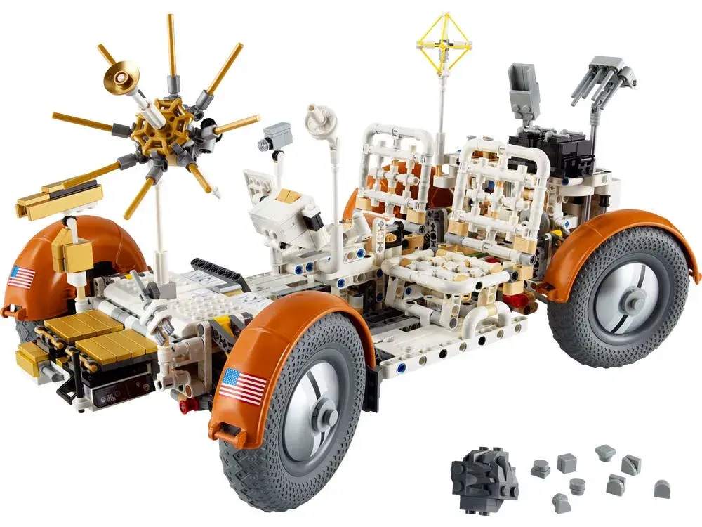 LEGO Technic 42182 NASA Apollo Lunar Roving Vehicle - LRV