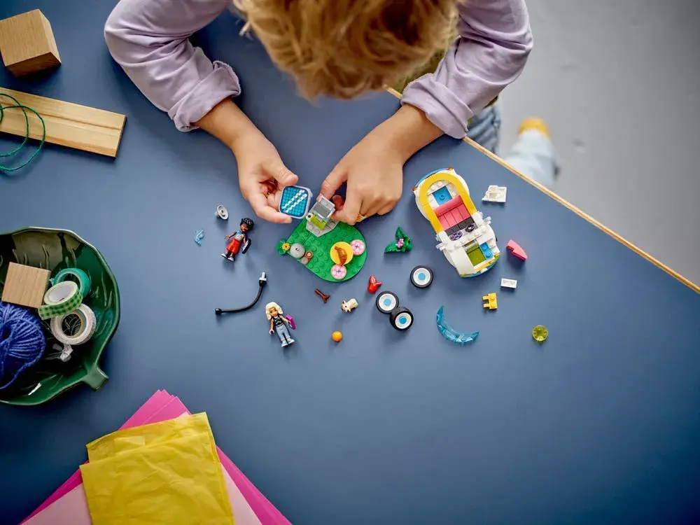 LEGO Friends 42609 Electric Car and Charger details