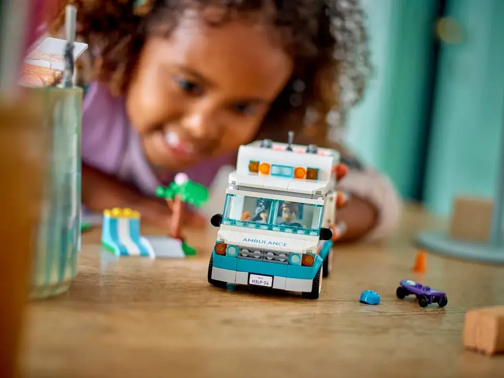 LEGO Friends 42613 Heartlake City Hospital Ambulance details