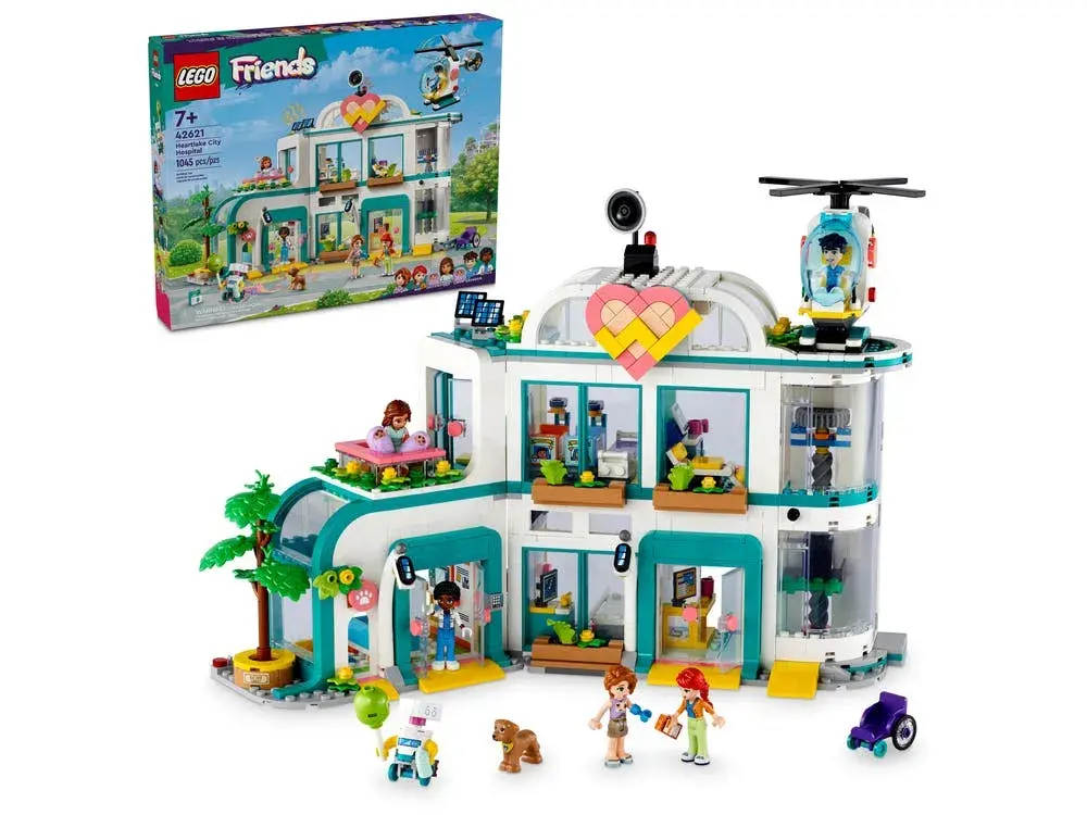 LEGO Friends 42621 Heartlake City Hospital box front