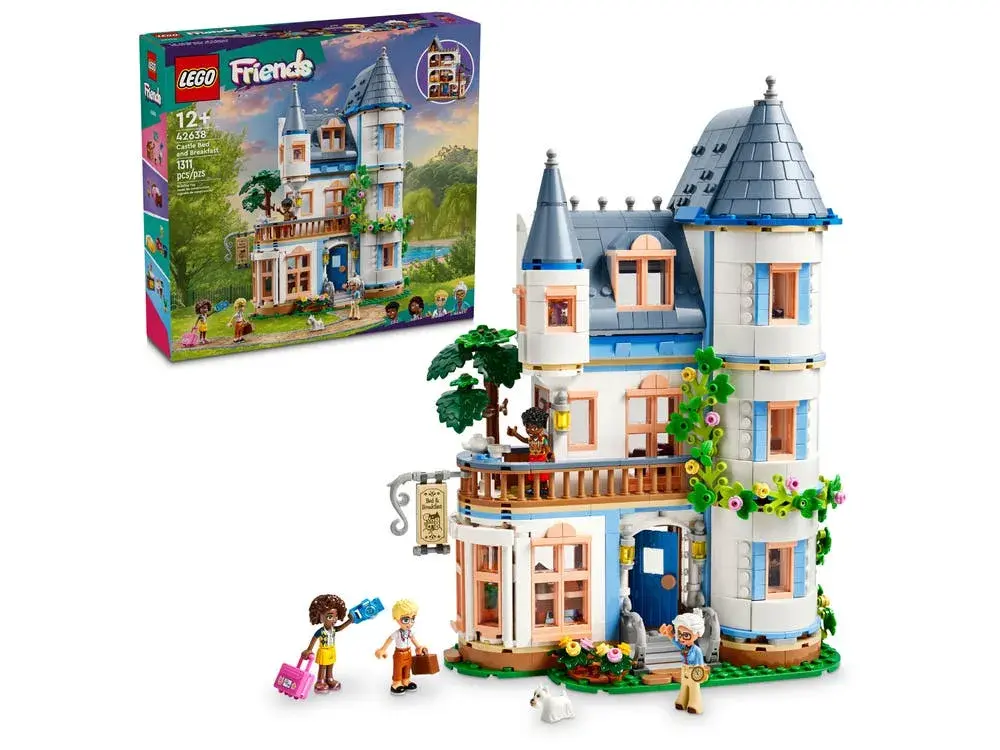 LEGO Friends 42638 Castle Bed and Breakfast box front