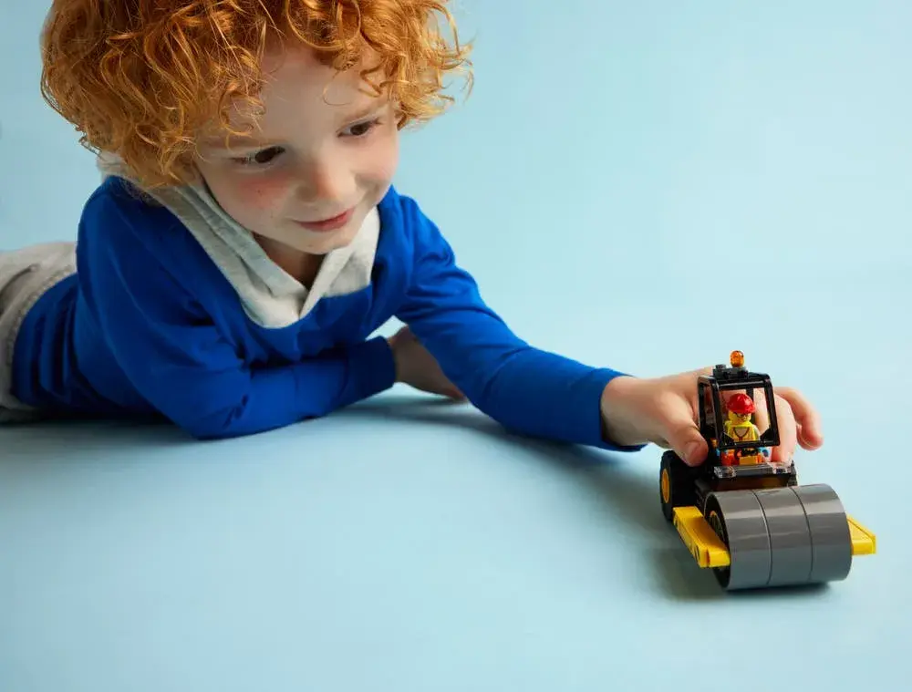 LEGO City 60401 Construction Steamroller details