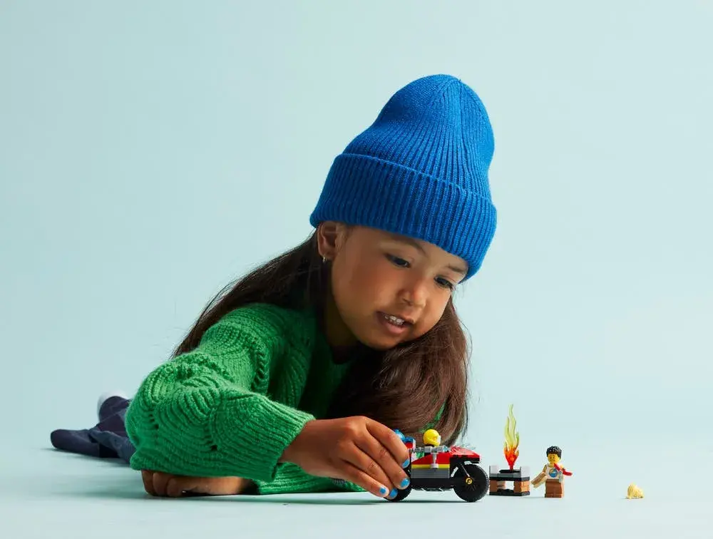 LEGO City 60410 Fire Rescue Motorcycle details