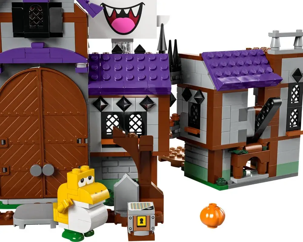 LEGO Super Mario 71436 King Boo's Haunted Mansion details