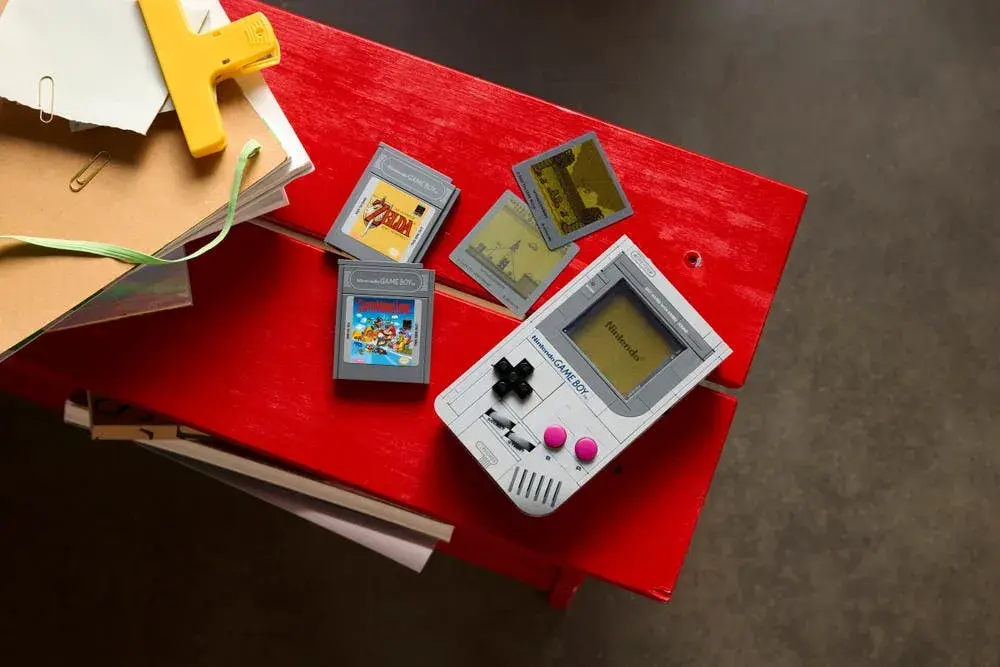 LEGO Super Mario 72046 Game Boy details