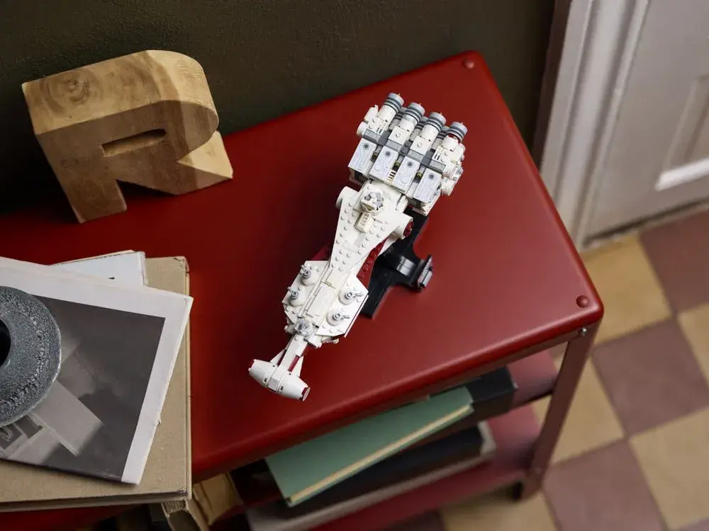 LEGO Star Wars 75376 Tantive IV box back