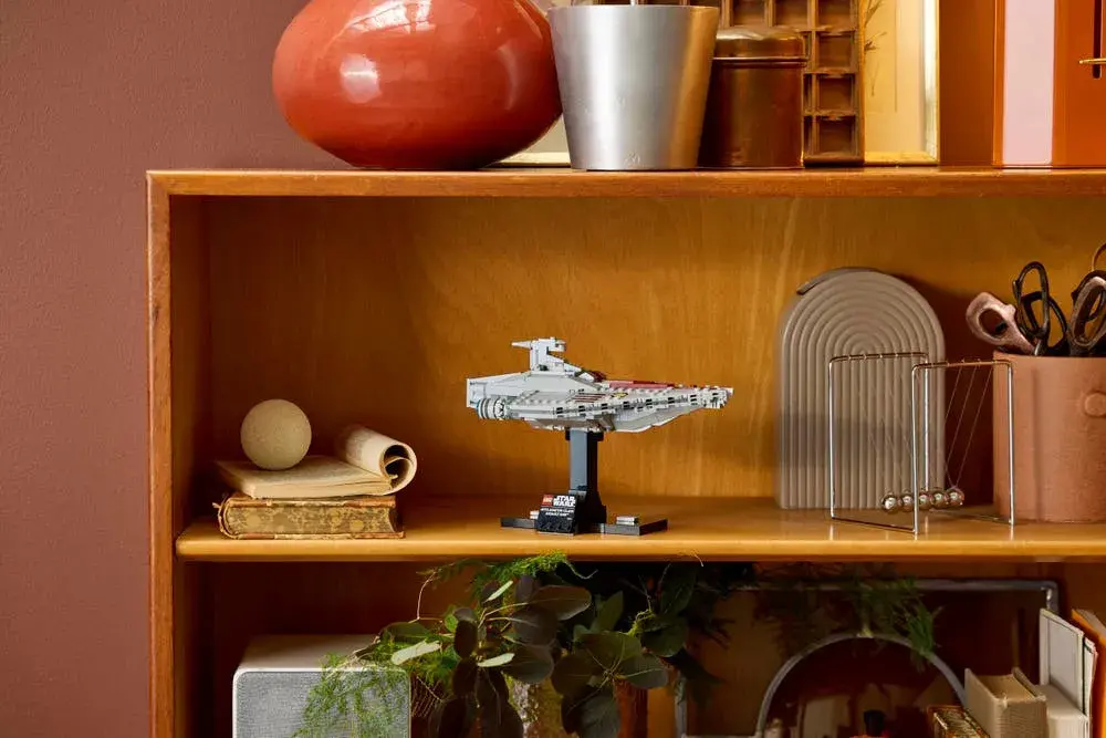 LEGO Star Wars 75404 Acclamator-Class Assault Ship details