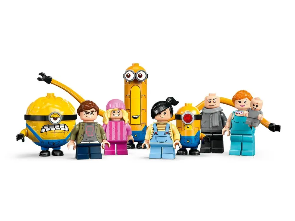 LEGO Despicable Me 75583 Minions and Gru's Family Mansion details