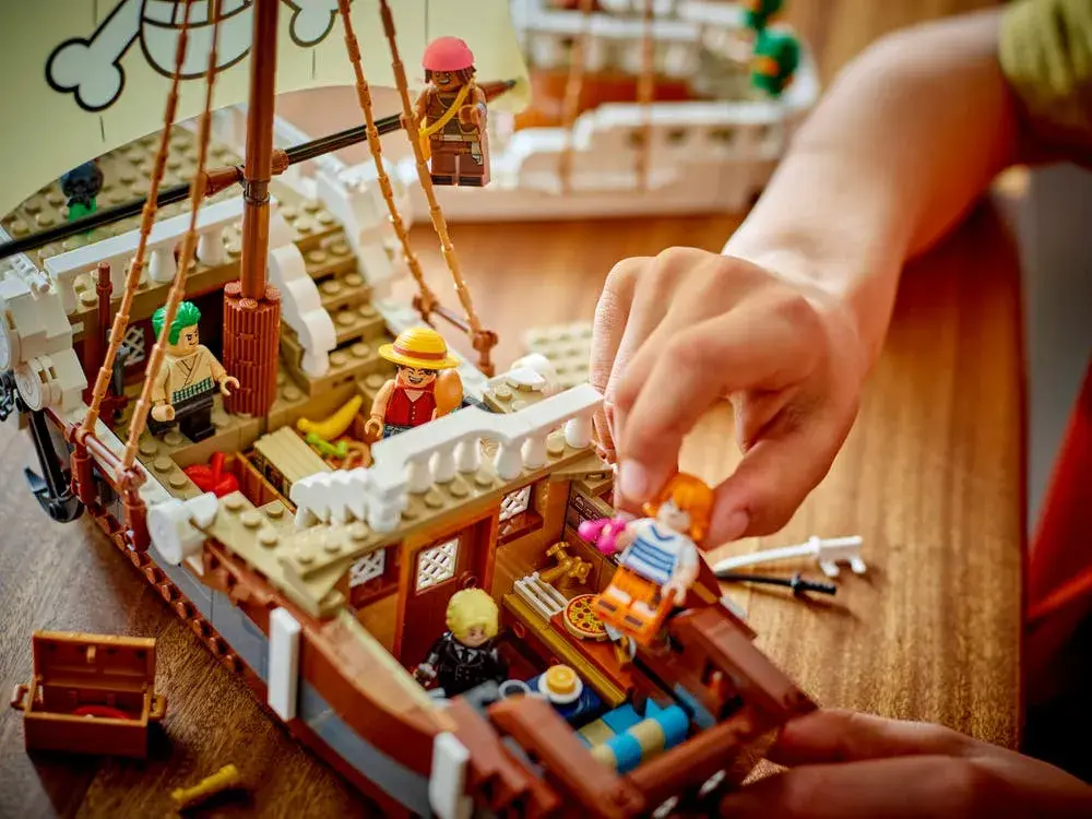 LEGO One Piece 75639 The Going Merry Pirate Ship details