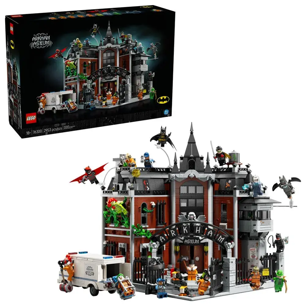 LEGO DC 76300 Arkham Asylum box front