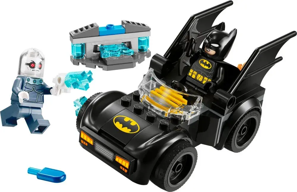 LEGO DC 76301 Batman & Batmobile vs. Mr. Freeze