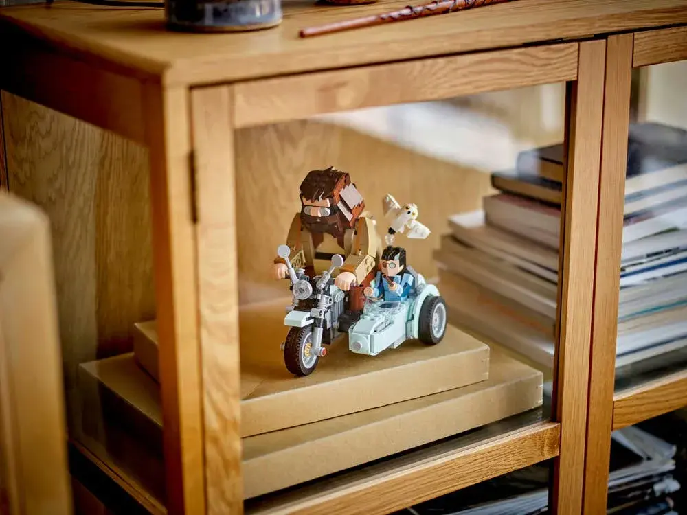 LEGO Harry Potter 76443 Hagrid & Harry's Motorcycle Ride details