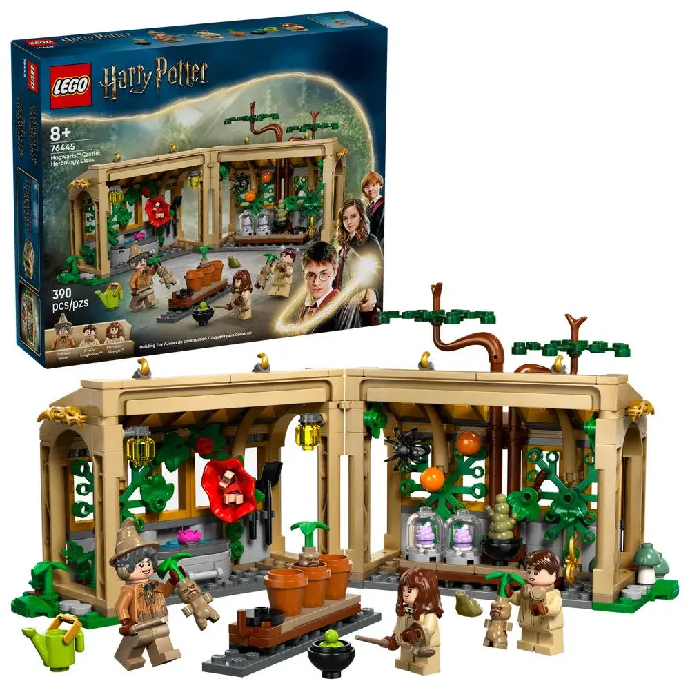 LEGO Harry Potter 76445 Hogwarts Castle: Herbology Class box front