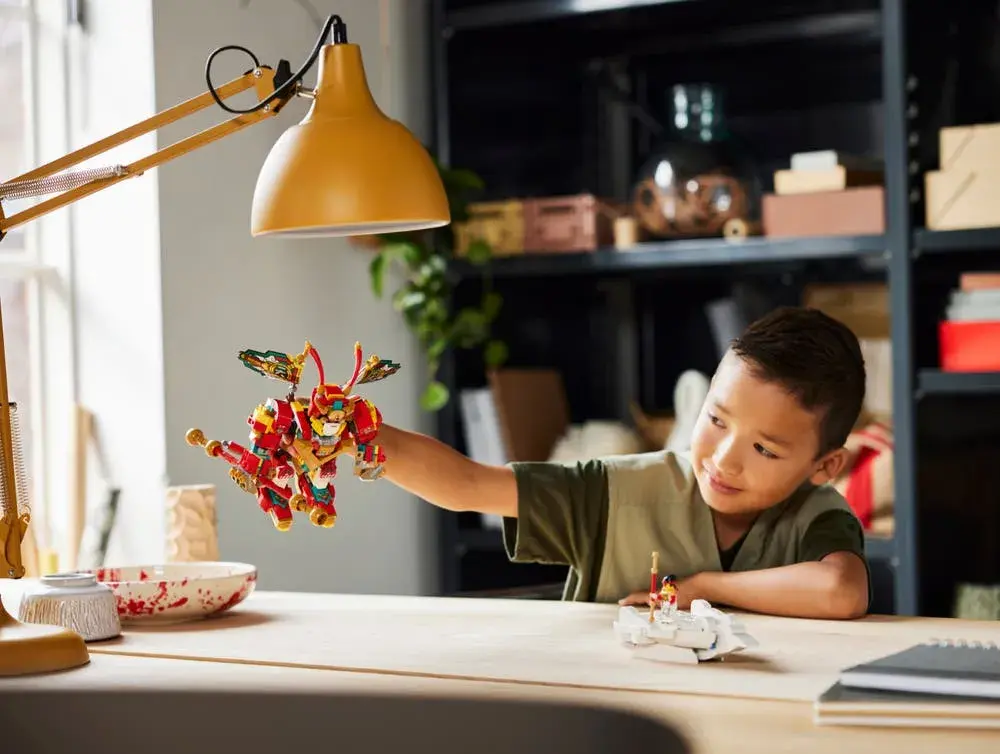 LEGO Monkie Kid 80051 Monkie Kid's Mini Mech details